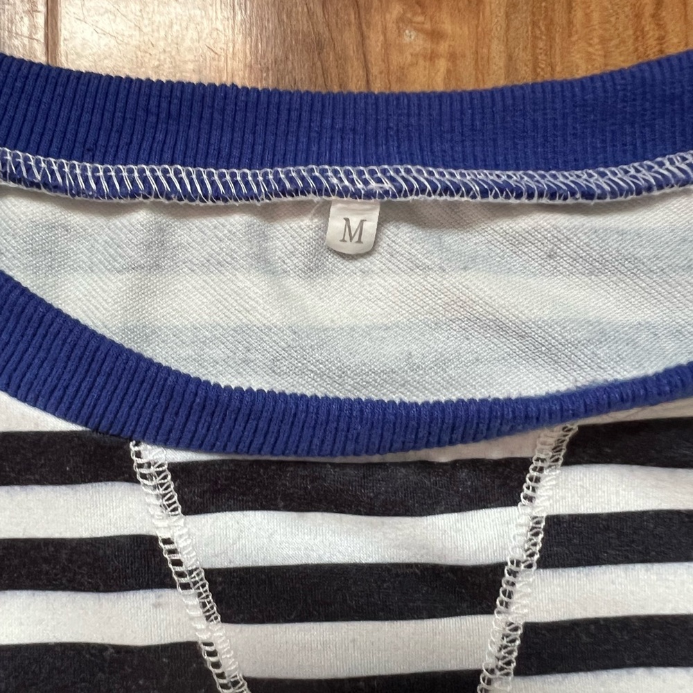 Striped Black and White Sweater with Blue Accents - Picture 4 of 4